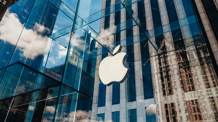 Apple готовит корпоративный AI-сервер на своих чипах M8 Ultra к 2029 году