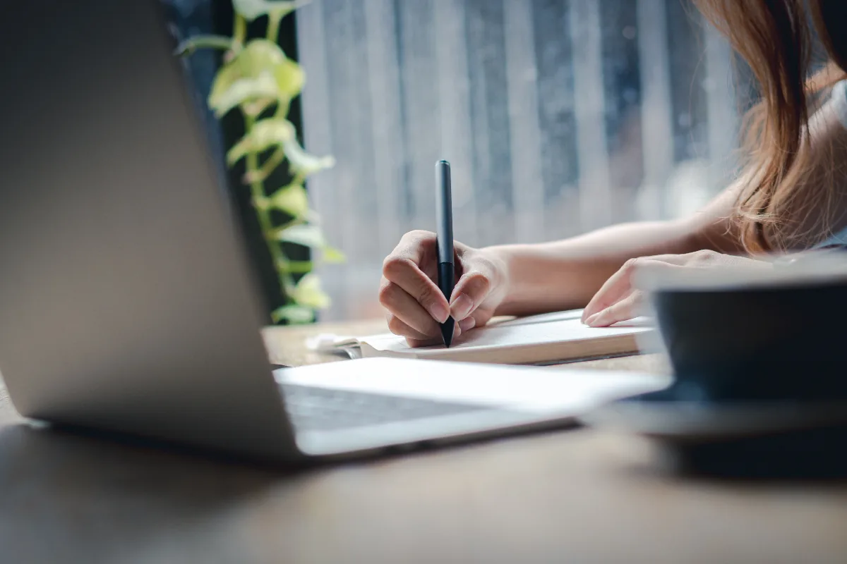 Graphite finds 13,000 phrases that give away AI-written text
