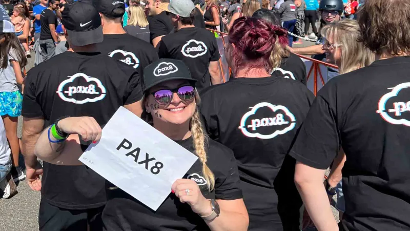 Pax8 выпустила 8os для управления ИИ-агентами и помощника 8bot