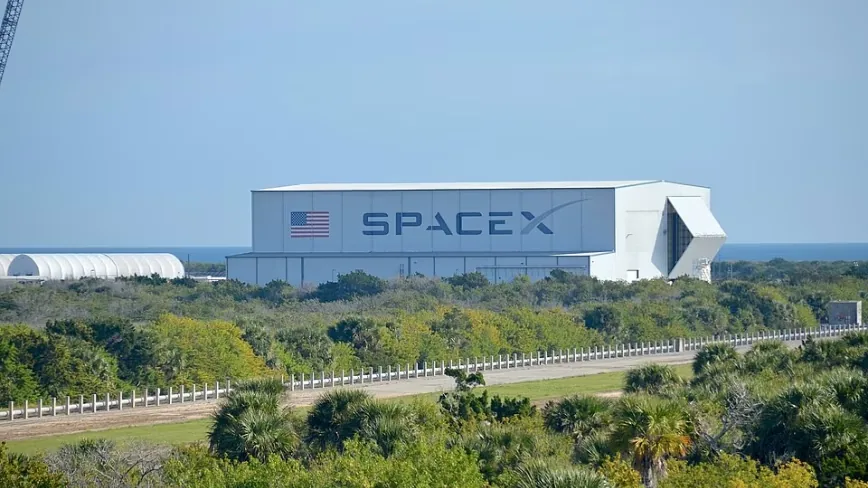 SpaceX рассматривает покупку данных обанкротившихся стартапов для обучения моделей Grok