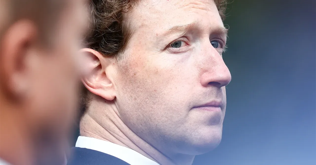 Zuckerberg Ties Share Sales to Eight-Year Stay in California